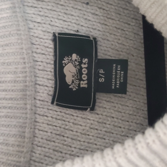 Roots Sweater - Picture 11 of 11